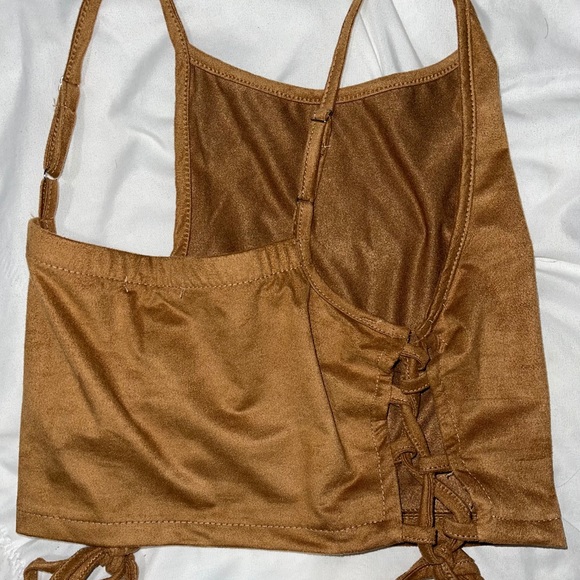 HALTER CROP TOP - Picture 2 of 2